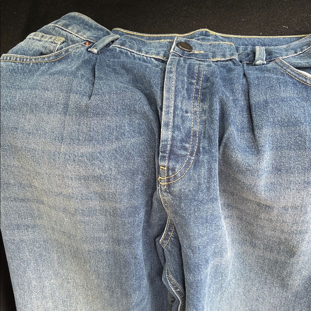 RAEY oversized jeans with pleats at waist - Classic Blue Denim Jeans